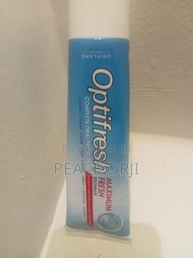 Oriflame OptiFresh Fluoride-Free Toothpaste - 1