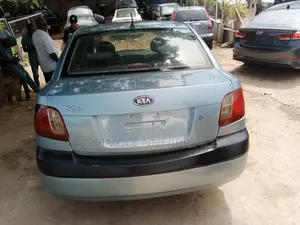 2007 Kia Rio 1.4 Automatic Sedan - Gray