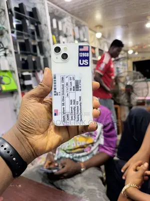 Apple iPhone 13 128GB Fari