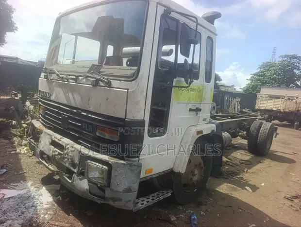 Volvo FL 6-12 Manual Injector Truck - Kai da Chassis - 1