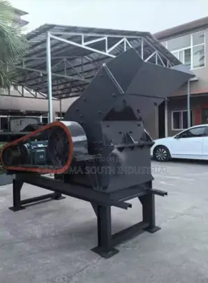 Hammer Mill / Stone Crusher Mai Ƙarfi na Masana'antu (75hp)