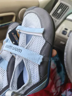Min-Min Easy Wear Kids Sneakers