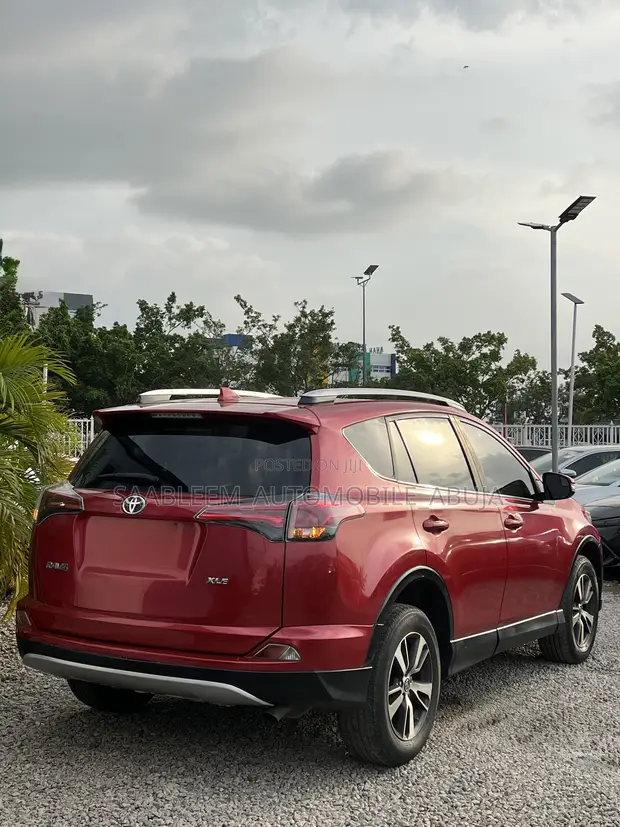Toyota RAV4 XLE 2016 Ja - 1