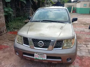 Nissan Pathfinder LE 4x4 2006 Grey