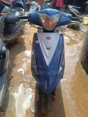 Kymco Agility 125 Scooter 2024 Blue