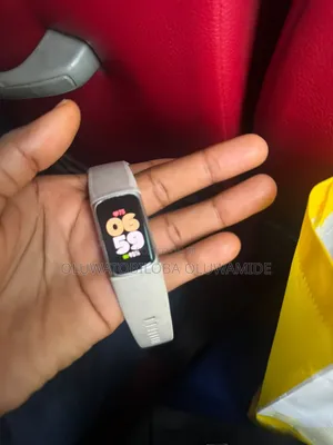 Fitbit Charge 6 Smart Fitness Tracker - Used, Excellent Condition