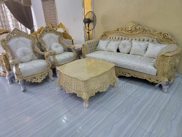 Home Interiors Gold Design Sofar Mai Zama 7 - 1