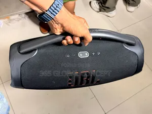 JBL Boombox 3 Mai Ɗaukar Baki ta Bluetooth
