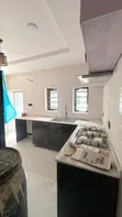 4 Bedroom Modern Duplex da BQ a Basorun - 5