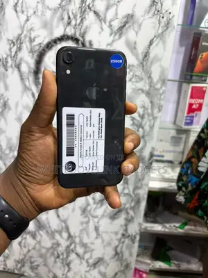 Apple iPhone XR 256GB Baki