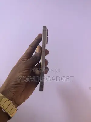 Apple iPhone 16 Pro 512GB Graphite