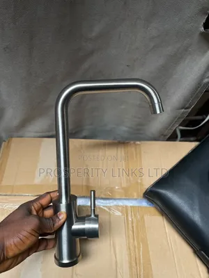 Master Kitchen Mixer Tap - Karfe Mai Hana Tsatsa