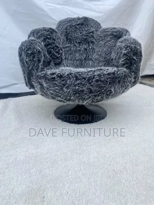 Alatu Mai Juyawa Chair