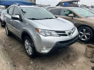 2014 Toyota RAV4 Limited AWD SUV