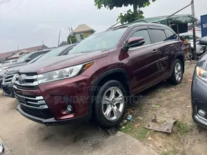 Toyota Highlander Limited 2019 Maroon