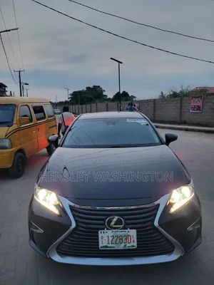 2017 Lexus ES 350 FWD Black