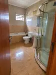 Semi-Detached Duplex don Hayar Kasuwanci a Lekki Phase 1 - 3