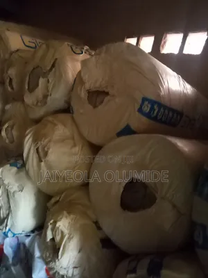 Rock Wool Gilashin Gina Murya