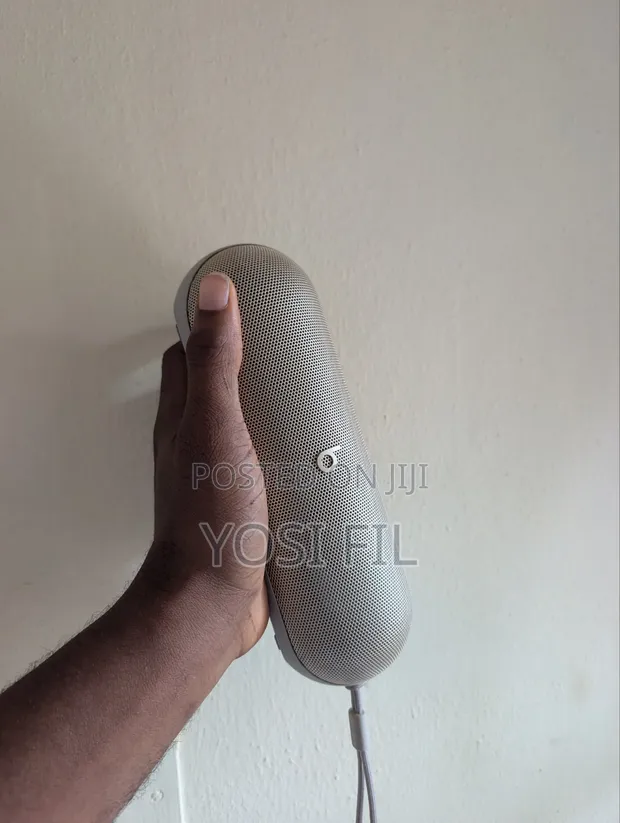 Apple Beats Pill 3rd Gen Speaker - 1