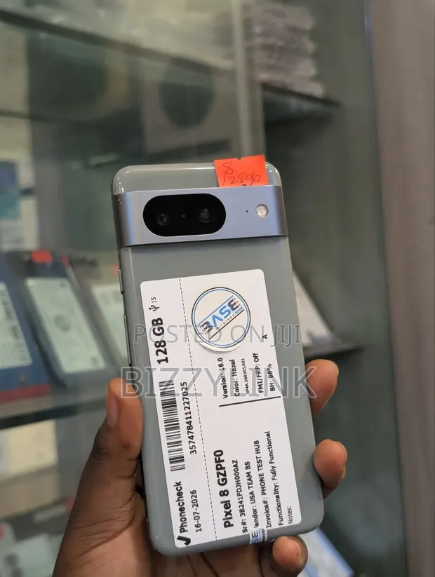 Google Pixel 8 128GB Gray (UK Used) - 1