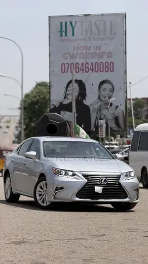 Lexus ES 350 2014 Silver - Direct Belgium
