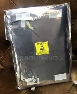 Dell Latitude 7250 Fuskar Wurin Taɓawa Ta Sauyawa