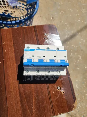 CHINT NXB-125 4-Pole Circuit Breaker (125A)