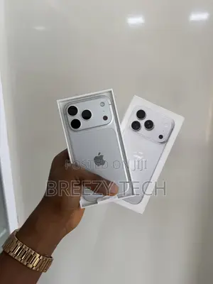 Apple iPhone 18 Pro 256GB Silver (Open Box)