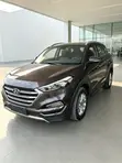Hyundai Tucson 2017 Brown - 1