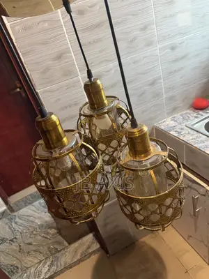 Chandeliers Na Zinariya Biyu Masu Amfani