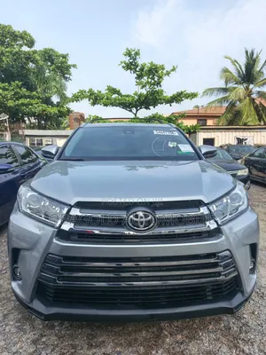 Toyota Highlander XLE 4x4 V6 SUV 2017