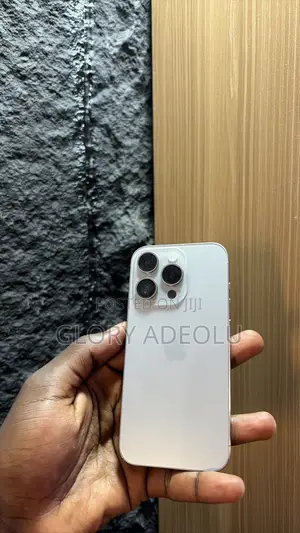 Apple iPhone 15 Pro 128GB Silver