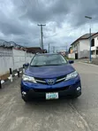 Toyota RAV4 2015 Shuɗi - 1