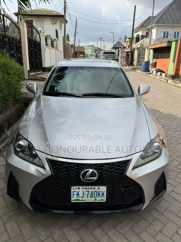 Lexus IS 250 2009 Silver - 1
