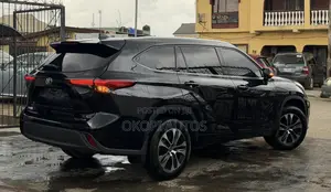 Toyota Highlander 2021 Black