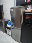 LG Refrigerator 267L - 2