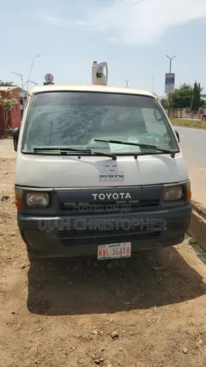 Toyota TownAce 2005 Fari