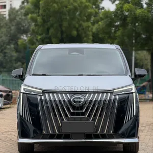 GAC GM8 2025 Black Hybrid
