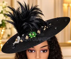 Kyakyawan Fascinator Baƙi - Alamar Farin Ciki
