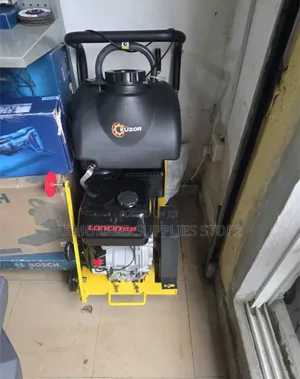 Gasa-powered Concrete/Asphalt Floor Saw (Road Cutter)