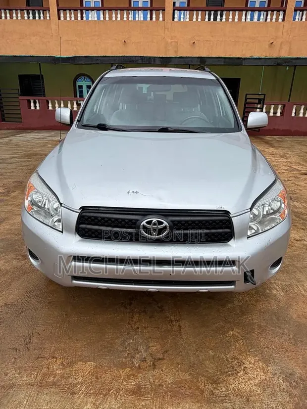 Toyota RAV4 2008 Silver - 1