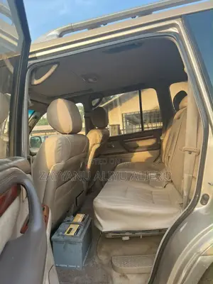 Lexus GX 470 Sport Utility 2005 Gold