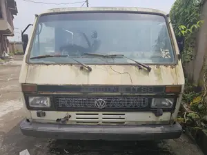 Volkswagen LT 2002 Fari Bus