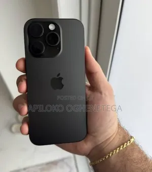 Apple iPhone 16 Pro Max 256GB Zinariya
