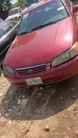 Toyota Camry 2000 Red - 1