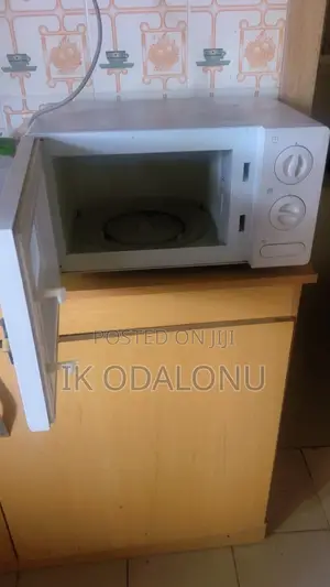 Hisense Microwave - Fari
