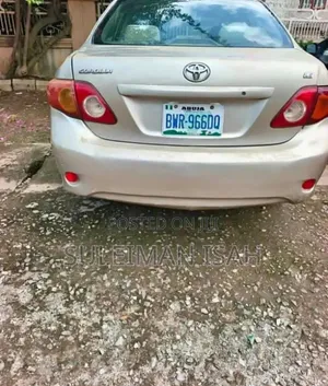Toyota Corolla 2009 Zinariya