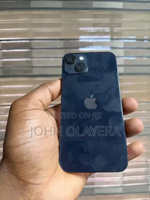 Apple iPhone 13 128GB Blue (An Yi Amfani Da Shi A UK)