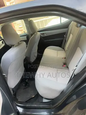 Toyota Corolla LE Sedan ta 2014