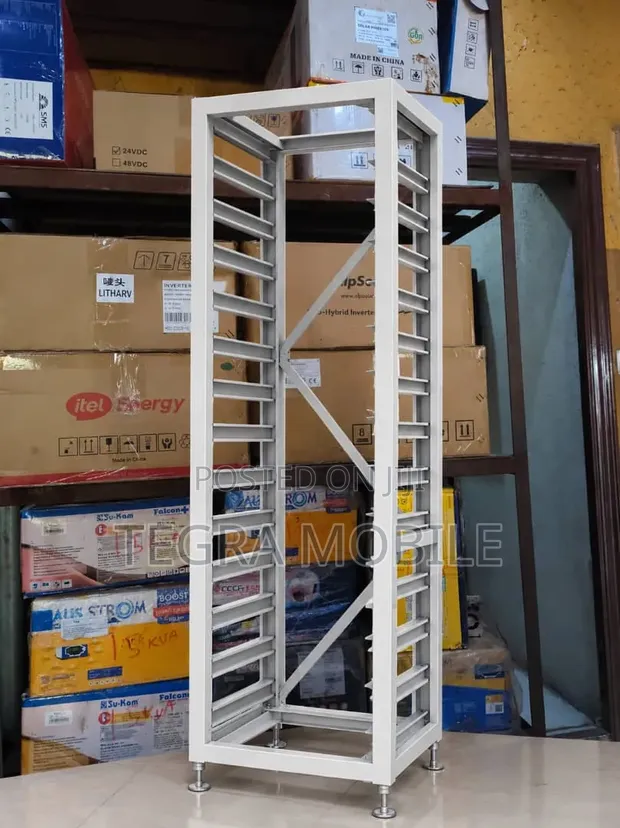 Deye 13-Layer High-Voltage Battery Rack (3U-HRACK) - 1